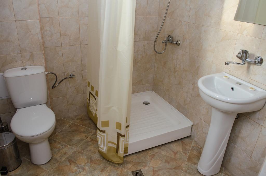 Guest House Joji Szapareva Banja Szoba fotó