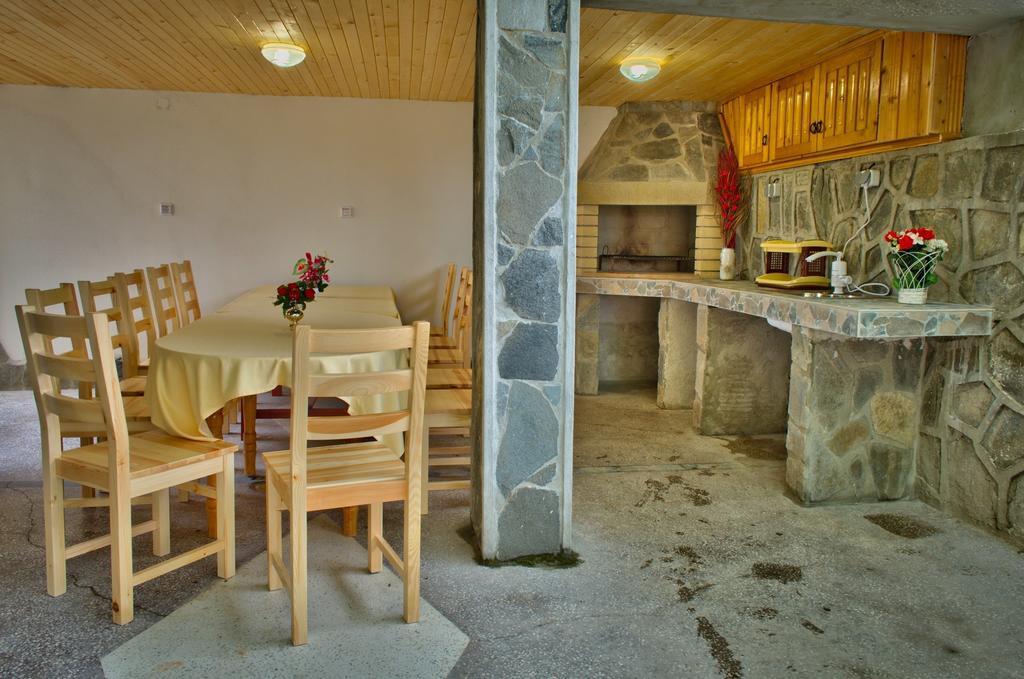 Guest House Joji Szapareva Banja Kültér fotó