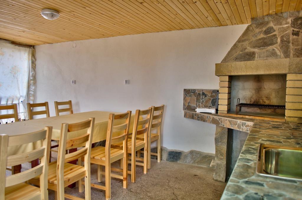 Guest House Joji Szapareva Banja Kültér fotó