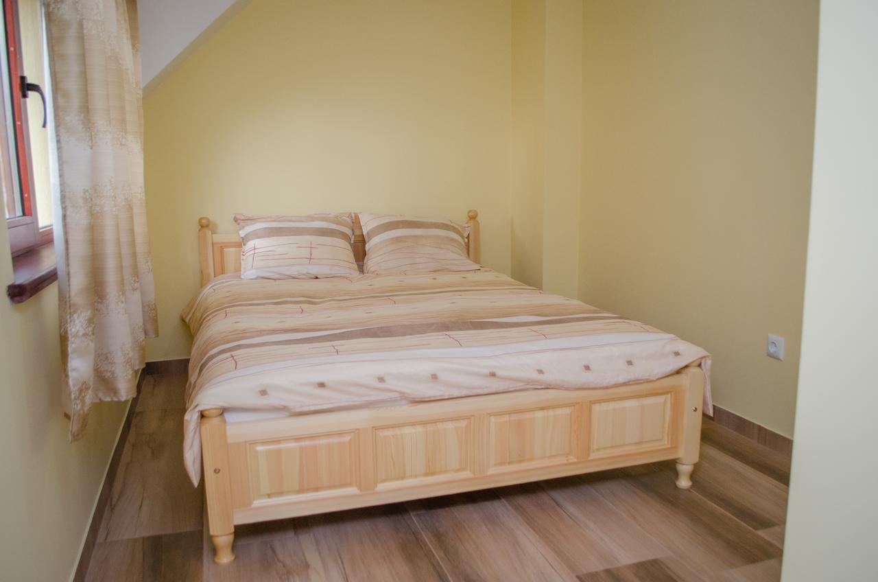 Guest House Joji Szapareva Banja Kültér fotó